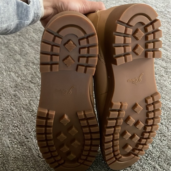 Brand New J. Crew Leather Nordic Boots with red laces Size 9 - Picture 4 of 4